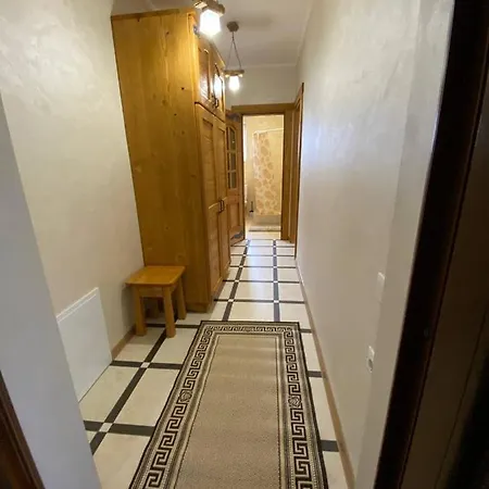 Oksun Lägenhet Skhidnytsia